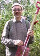 Johan Norrlin med unders&ouml;kningsinstrument